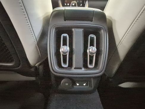 Certified 2023 Polestar Polestar 2 w/ Pilot Pack image 18