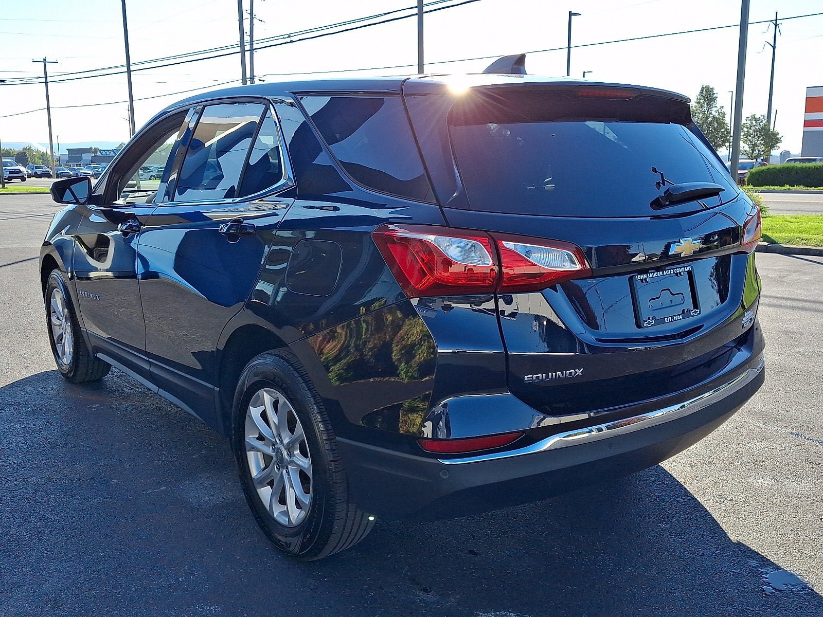 Used 2020 Chevrolet Equinox LT w/ Driver Convenience Package AWD/4WD image 4