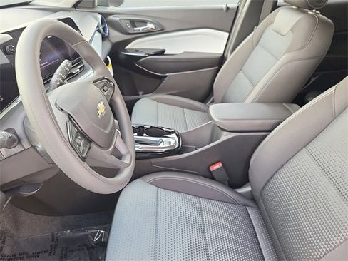 New 2026 Chevrolet Trax LT image 22