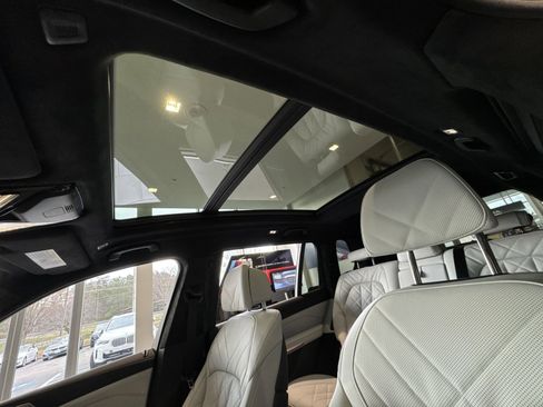 New 2026 BMW X7 xDrive40i image 23