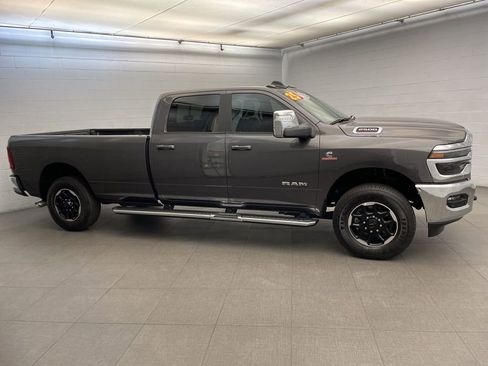 Used 2025 RAM 2500 Laramie image 5