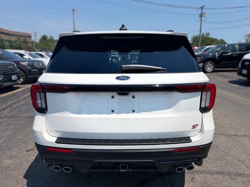 Used 2025 Ford Explorer ST AWD/4WD image 7