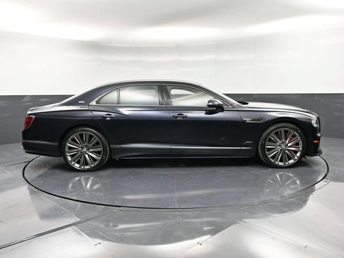 Used 2025 Bentley Flying Spur Plug-In Hybrid AWD/4WD image 9