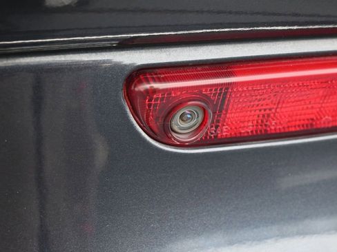 Used 2018 Chrysler 300 S w/ 300S Premium Group RWD image 35