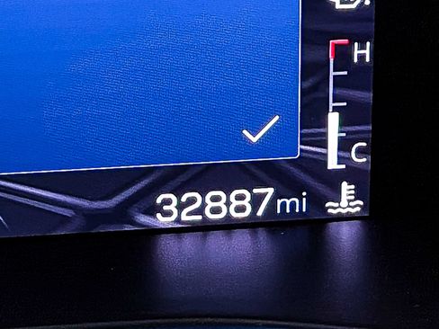 Used 2023 GMC Canyon AT4 w/ AT4 Premium Package AWD/4WD image 37