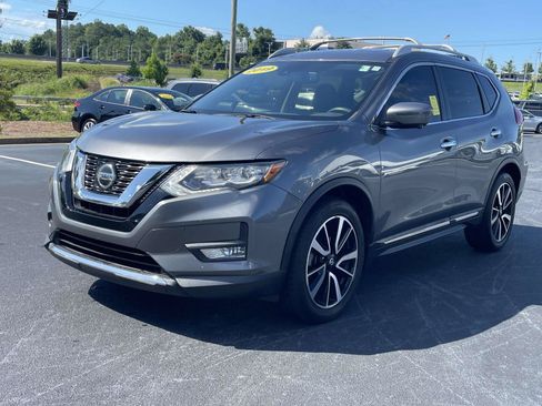 Used 2019 Nissan Rogue SL w/ Premium Package FWD image 3