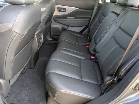 Used 2021 Nissan Rogue SV image 15