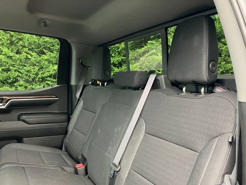 Used 2022 Chevrolet Silverado 1500 LT w/ All Star Edition Plus AWD/4WD image 6