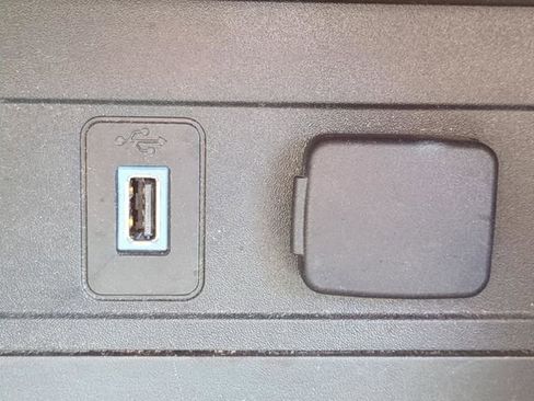 Used 2019 Ford Escape SEL image 21