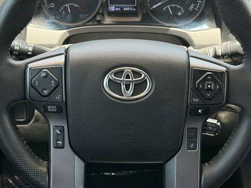 Used 2023 Toyota Tacoma TRD Sport w/ Technology Package AWD/4WD image 14