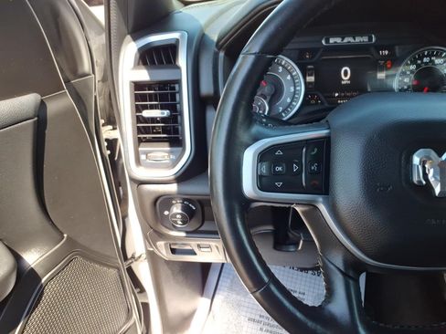 Used 2023 RAM 1500 Big Horn AWD/4WD image 28