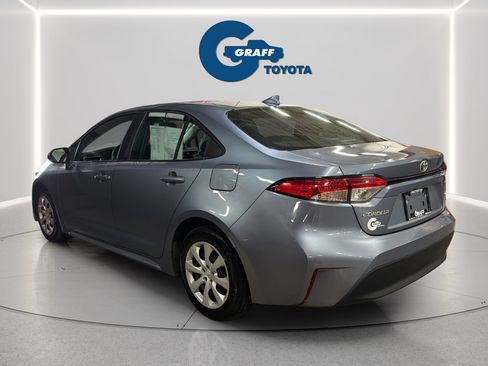 Used 2024 Toyota Corolla LE FWD image 4