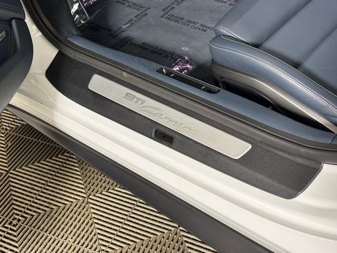 Used 2021 Porsche 911 Carrera image 19