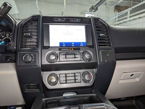 Used 2020 Ford F150 XL w/ Equipment Group 101A Mid AWD/4WD image 30