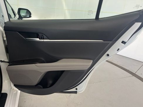Used 2023 Toyota Camry LE FWD image 28