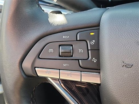 Certified 2025 Cadillac XT6 Premium Luxury image 22