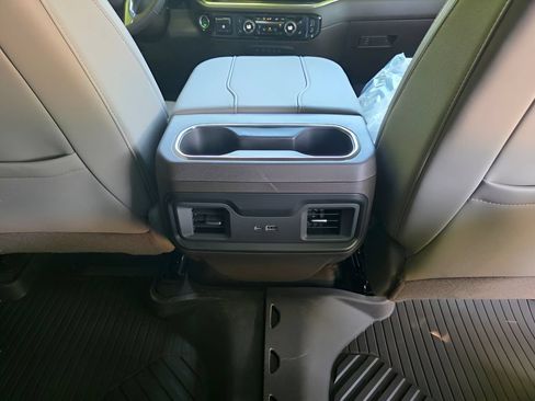 New 2026 Chevrolet Silverado 3500 LT w/ Texas Edition AWD/4WD image 9