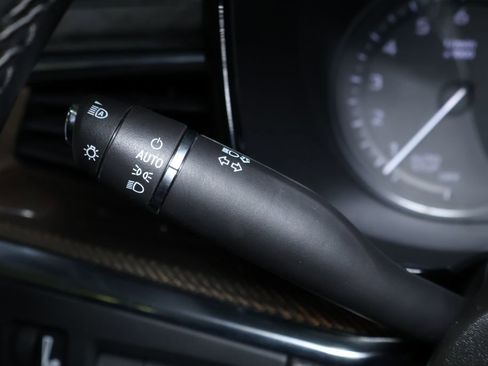 Used 2020 Cadillac XT5 Sportv w/ Platinum Package image 26