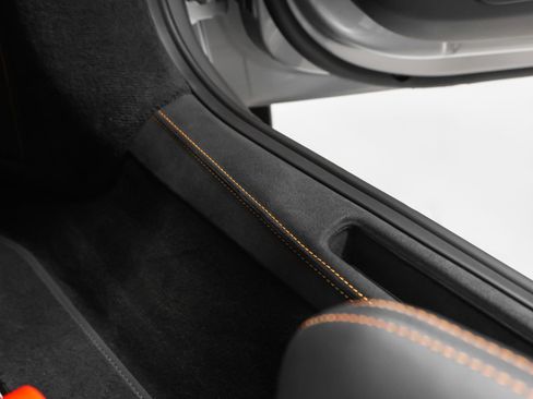 Certified 2024 Porsche 911 GT3 RS RWD image 30