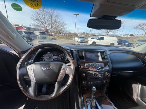 Used 2017 INFINITI QX80 Base w/ Driver Assistance Package image 44