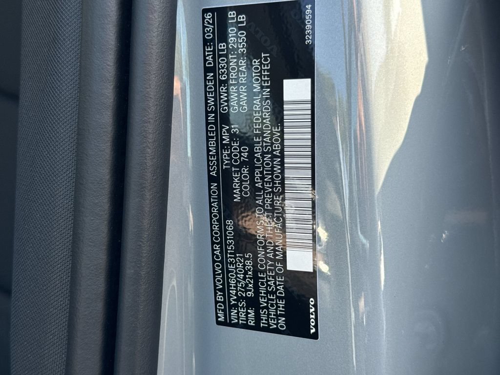 New 2026 Volvo XC90 T8 Plus AWD/4WD image 32