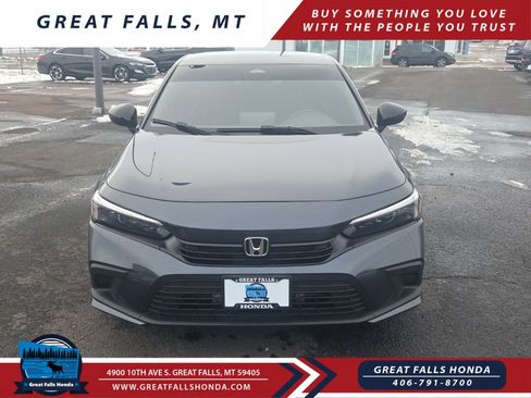 Used 2023 Honda Civic Sport image 2