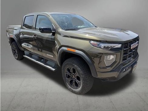 Used 2024 GMC Canyon Elevation w/ Convenience Package image 2