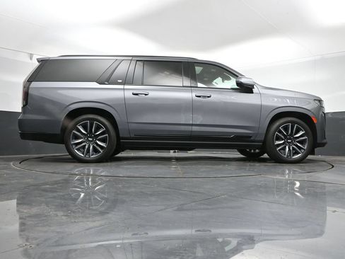 Used 2021 Cadillac Escalade ESV Sport w/ Driver Assist Tech Package AWD/4WD image 42