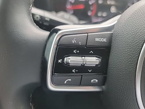 Certified 2023 Kia Sorento S FWD image 24