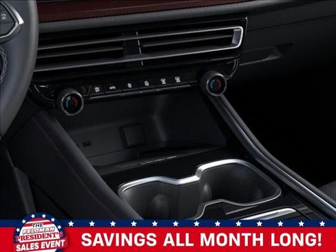 New 2026 Chevrolet Traverse Z71 w/ Enhanced Driving Package image 23