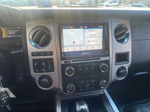 Used 2017 Ford Expedition XLT w/ Equipment Group 202A image 19