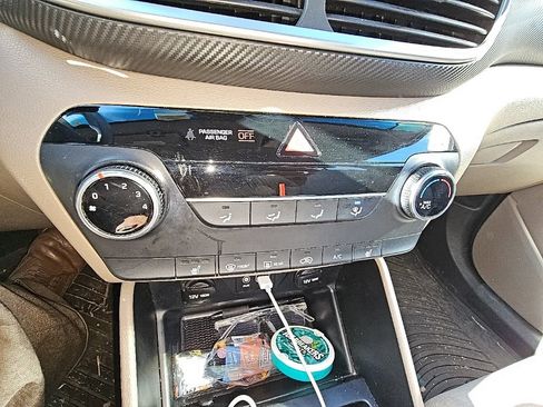 Used 2019 Hyundai Tucson Value w/ Cargo Package image 17