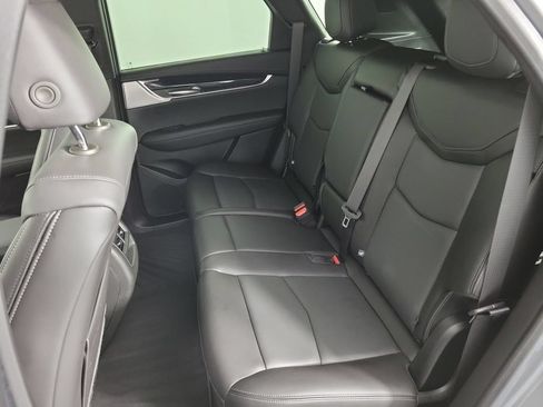 Used 2024 Cadillac XT5 Premium Luxury FWD image 11