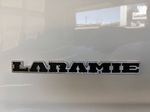 New 2026 RAM 1500 Laramie AWD/4WD image 12
