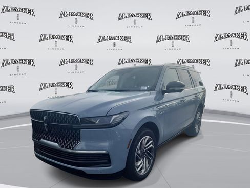 New 2026 Lincoln Navigator Reserve AWD/4WD image 1