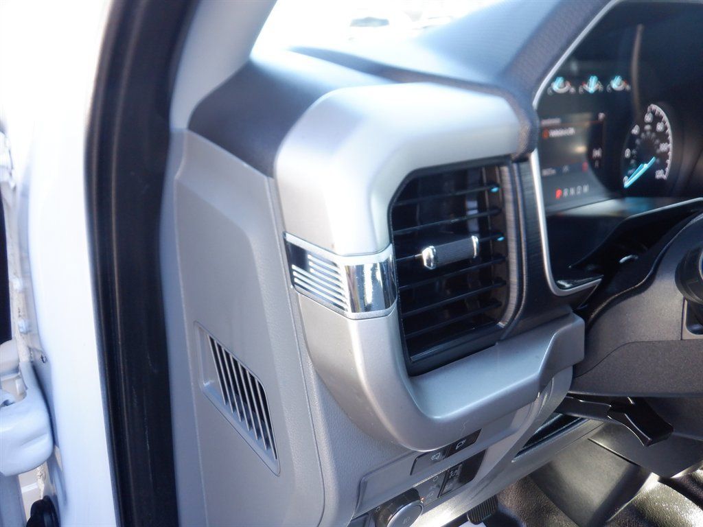 Used 2022 Ford F150 XL w/ Equipment Group 101A High RWD image 12