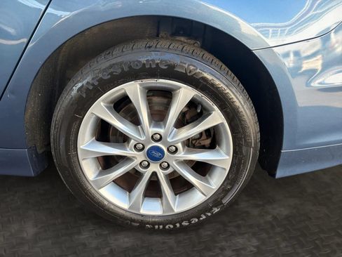 Used 2018 Ford Fusion Energi SE FWD image 41