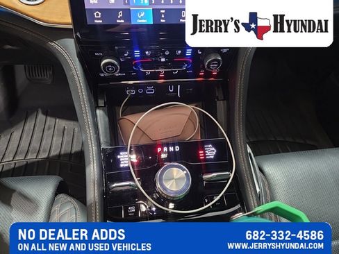 Used 2023 Jeep Grand Cherokee L Summit AWD/4WD image 12