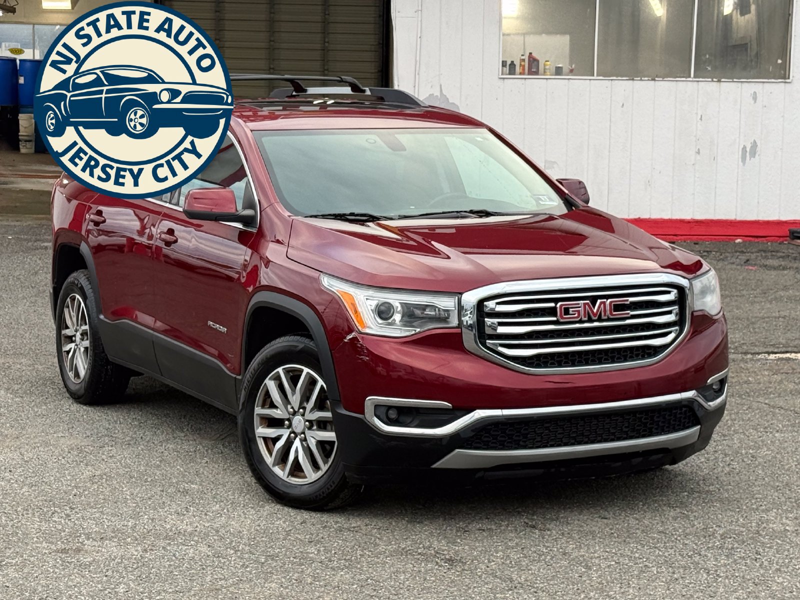Used 2017 GMC Acadia SLE w/ Driver Alert Package I AWD/4WD image 11