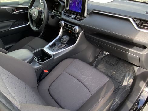 Certified 2025 Toyota RAV4 XLE image 9