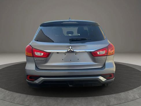 Used 2018 Mitsubishi Outlander Sport ES image 6
