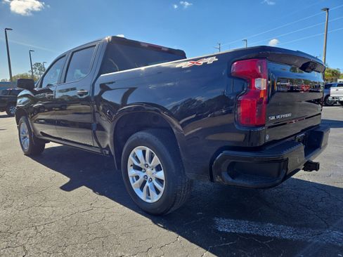 Used 2024 Chevrolet Silverado 1500 Custom image 6