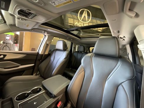 Certified 2025 Acura MDX w/ Technology Package image 11