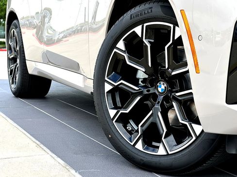 New 2026 BMW X3 xDrive30 w/ Premium Package image 2