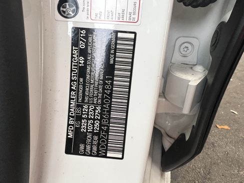 Certified 2017 Mercedes-Benz E 300 image 37