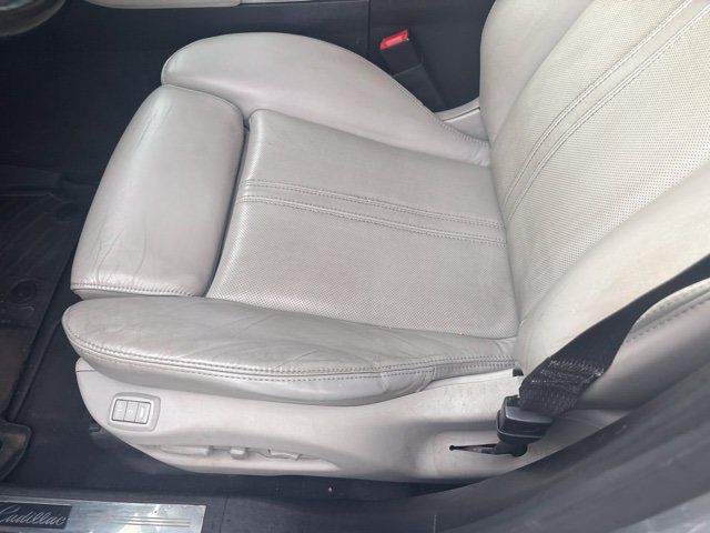 Used 2016 Cadillac SRX Luxury w/ Driver Awareness Package AWD/4WD image 15