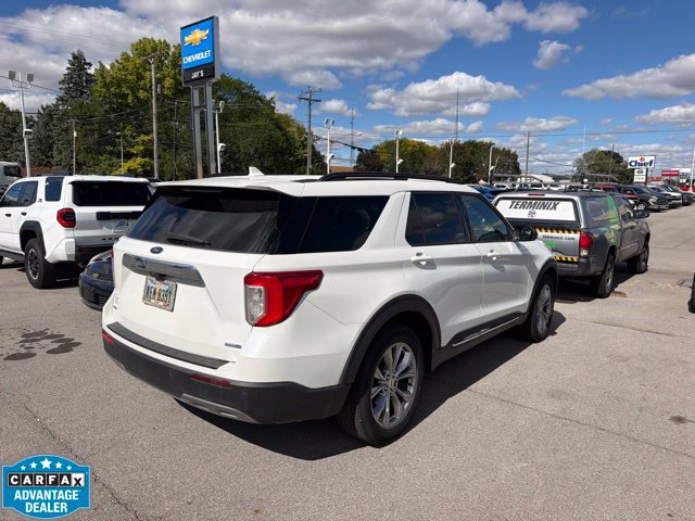 Used 2020 Ford Explorer XLT w/ Equipment Group 202A AWD/4WD image 4