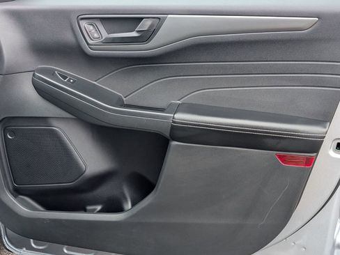 Used 2023 Ford Escape Active image 45