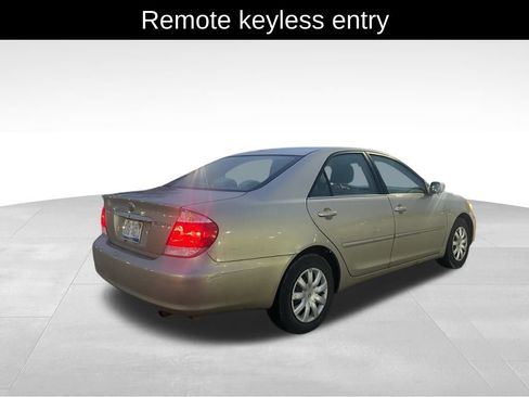 Used 2006 Toyota Camry image 6