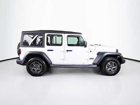 Used 2023 Jeep Wrangler Sport image 8